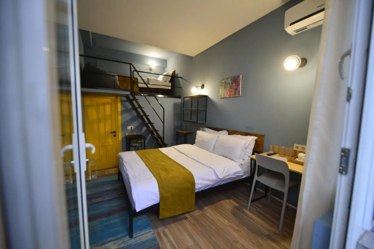 טביליסי Boutique Hotel 27+