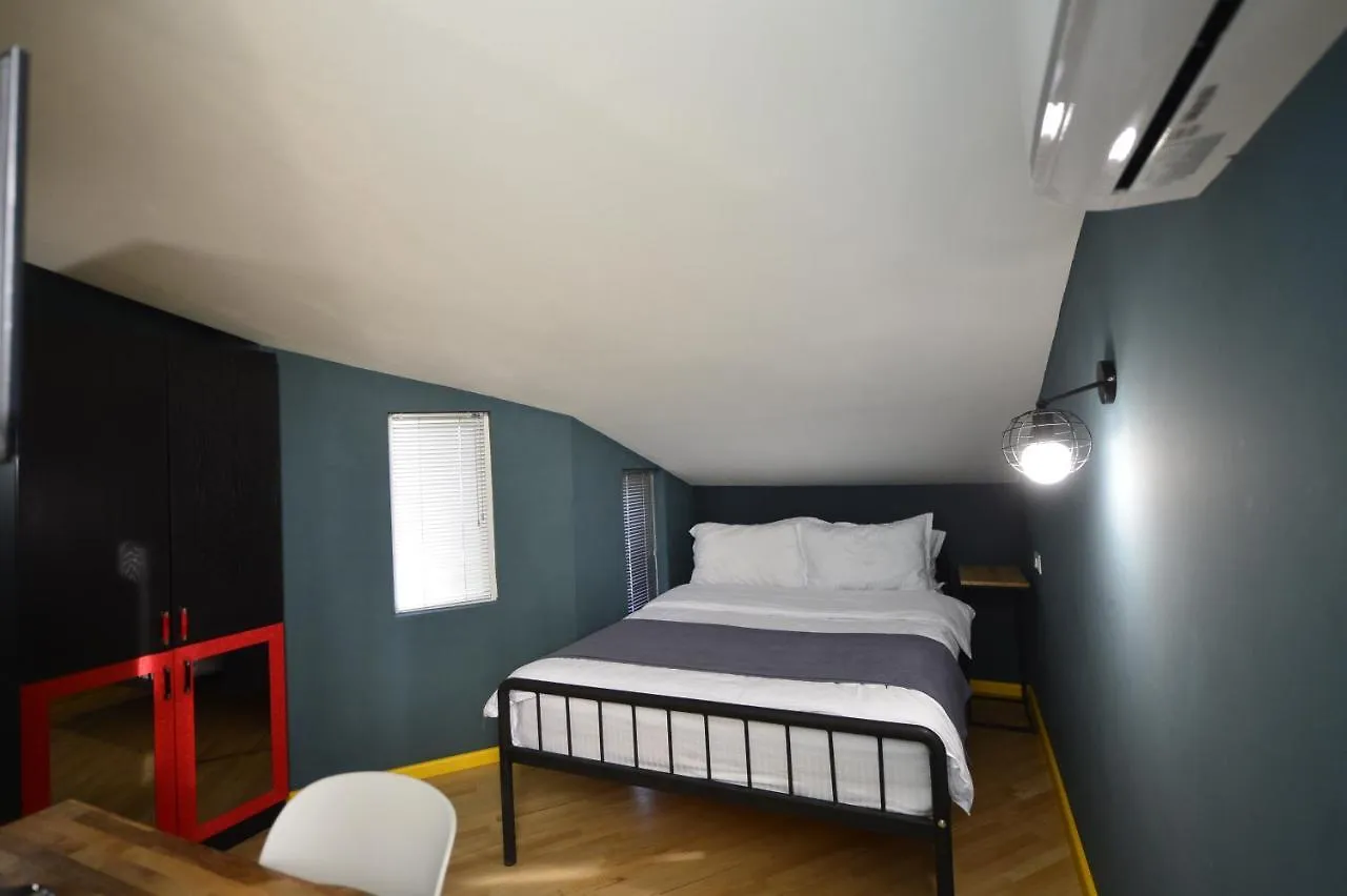 Boutique Hotel 27+ Tbilisi 4*,