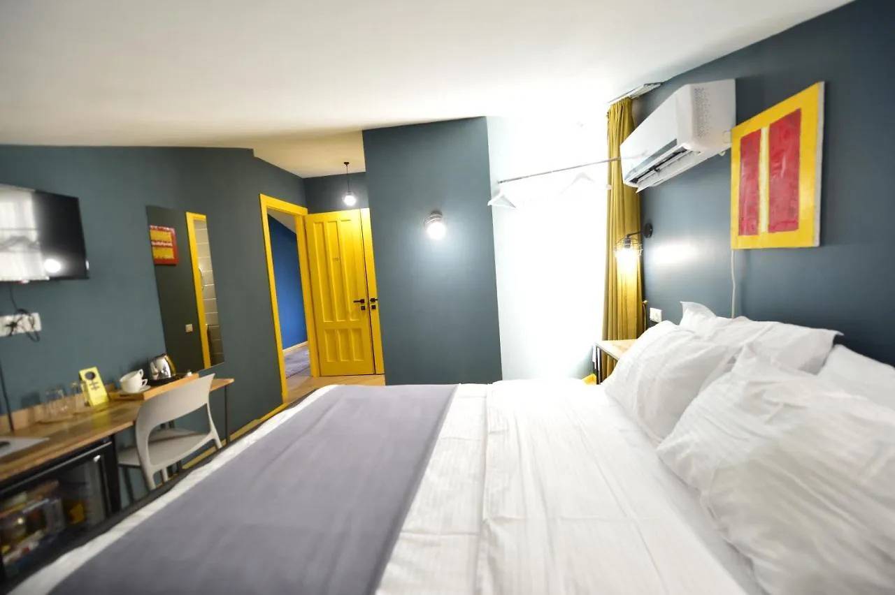 Boutique Hotel 27+ Tiflis